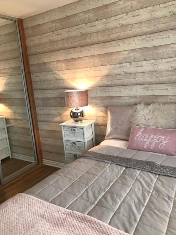 Double Room With En-Suite. Central For North West Rainhill Bagian luar foto